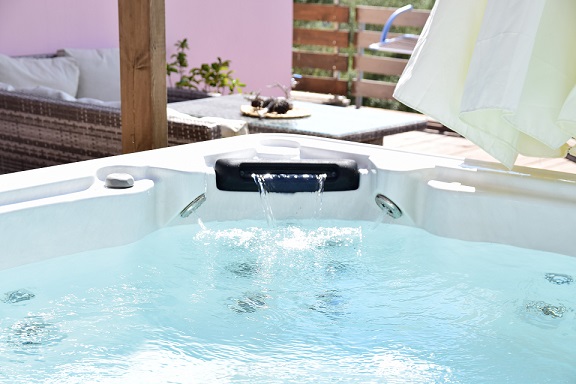 Ce jacuzzi ar trebui să cumpăr și cât costă un jacuzzi?